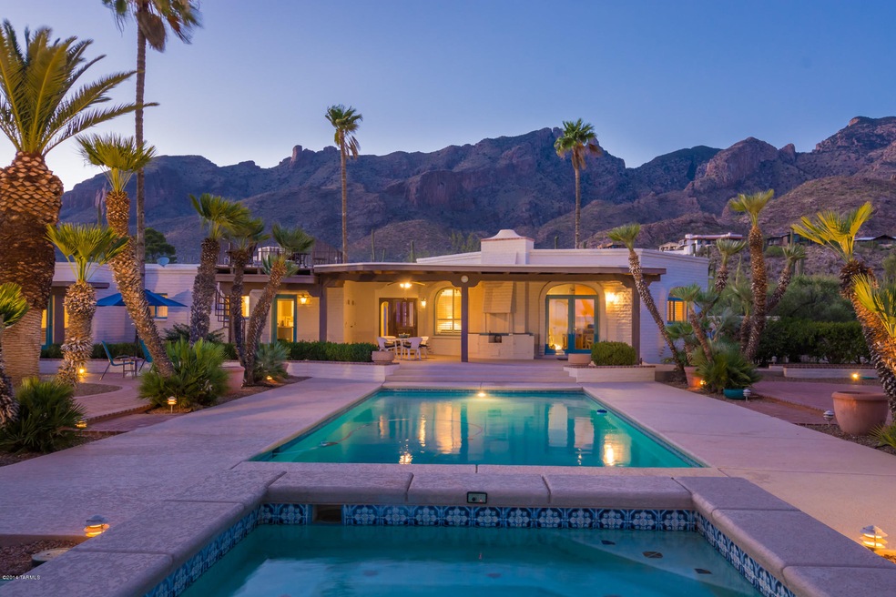 Sunset view pool, back of house-2