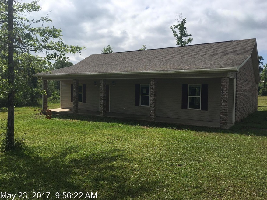 472 W Mchenry Rd, Mc Henry, MS 39561 - photo 1