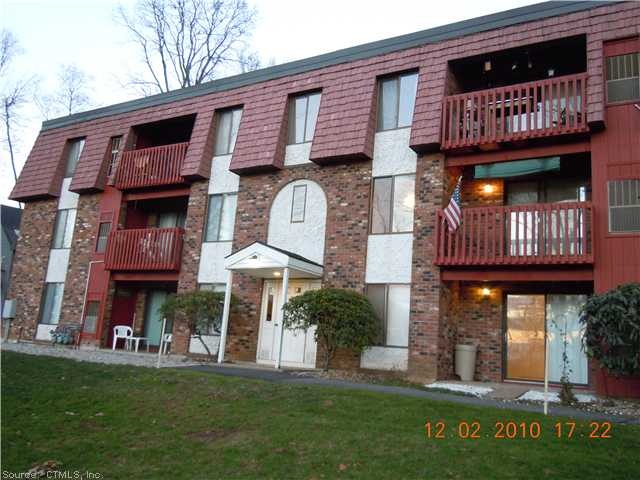 10 Woodsedge Dr unit 6A, Newington, CT 06111 - photo 1
