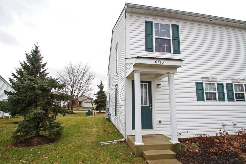 6743 LaGrange (2)
