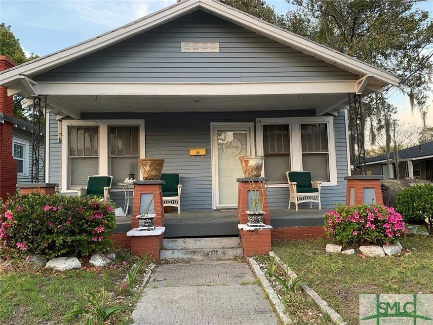 FULL VIEW FRONT EXTERIOR