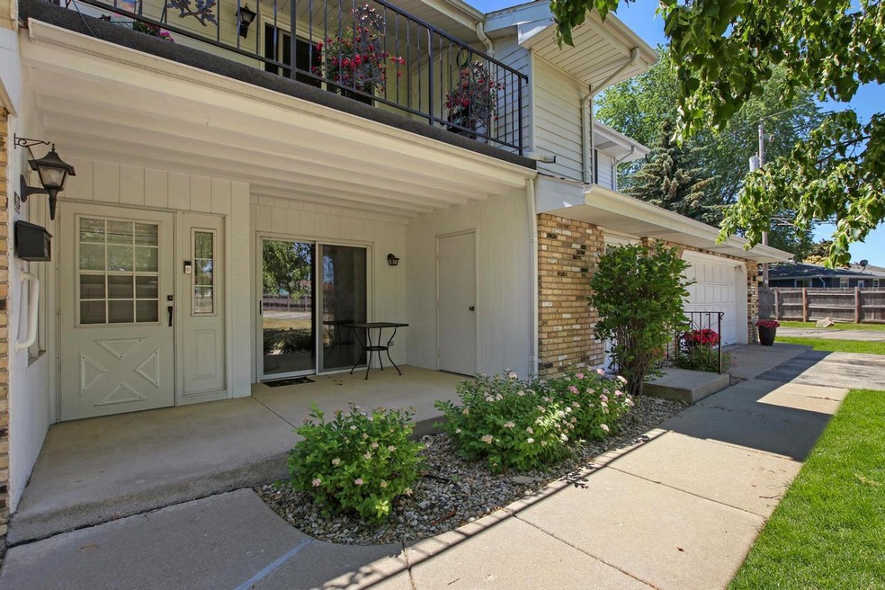 3116 86th St Unit 103 Kenosha, WI18
