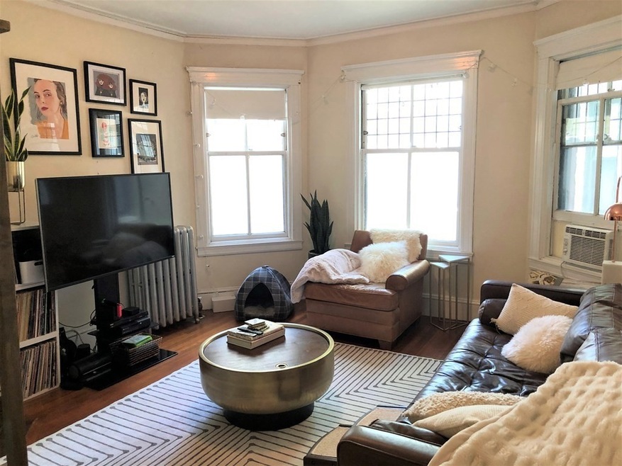 19 Agassiz St unit 4, Cambridge, MA 02140 - photo 1