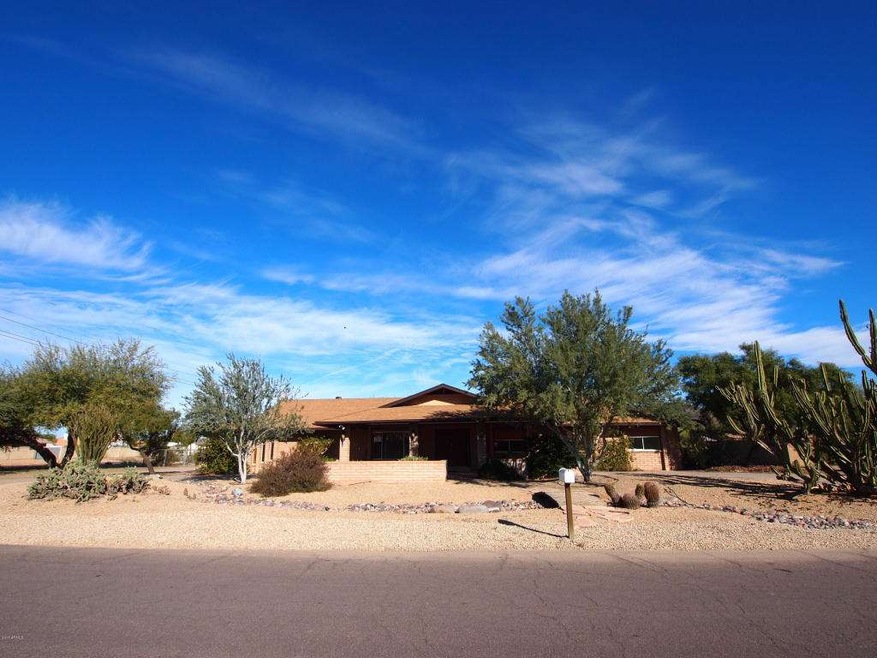 5042 W Whispering Wind Dr, Glendale, AZ 85310 - photo 1