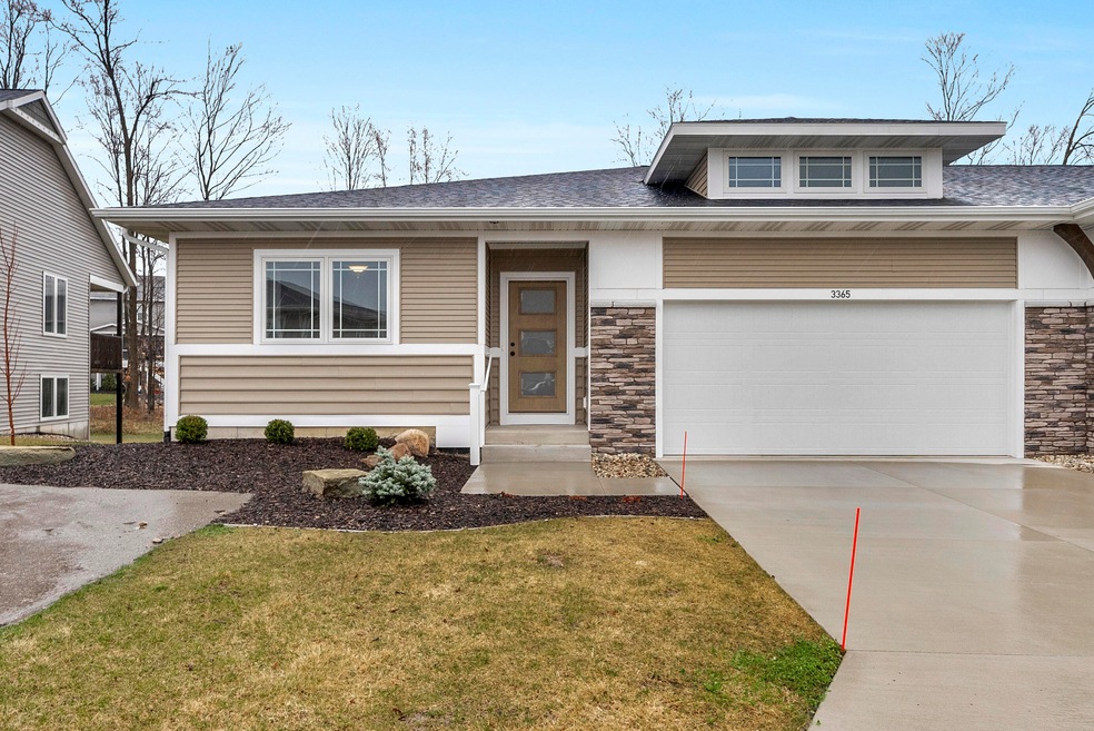 3365 Bald Eagle Pass Unit 76, Township, MI 49428 MLS