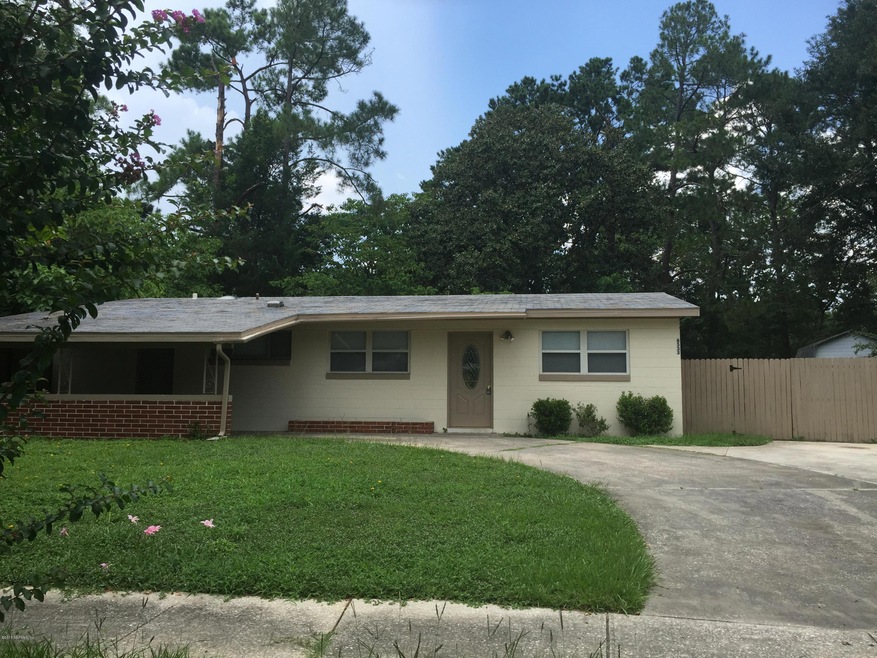 6533 Cooper Ln, Jacksonville, FL 32210 - photo 1