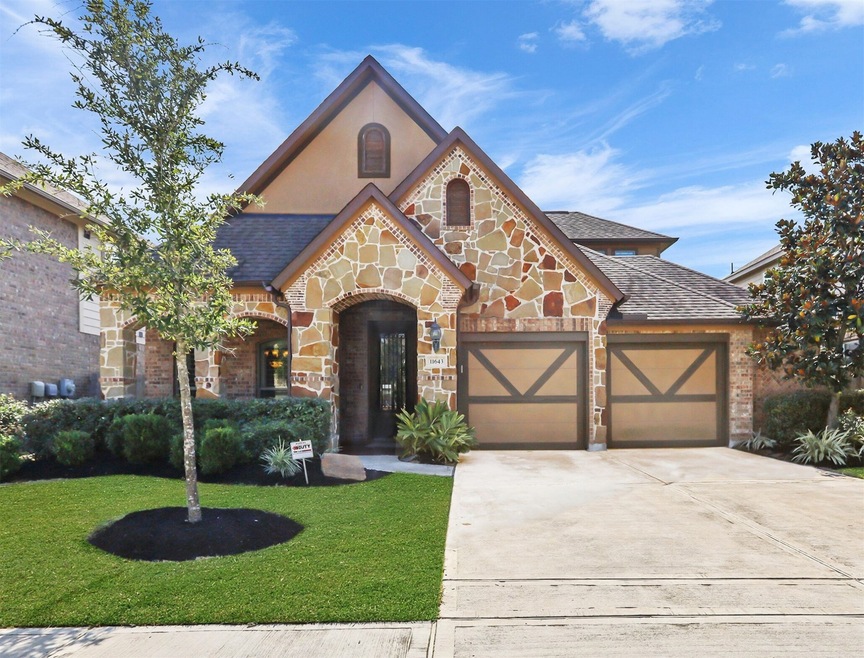 Welcome home to 11643 Brentcross Dr!