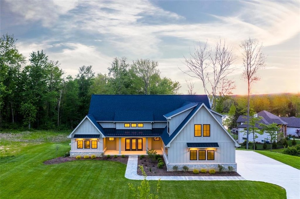 1872 Tipton Point Ct, Columbus, IN 47201 - photo 1