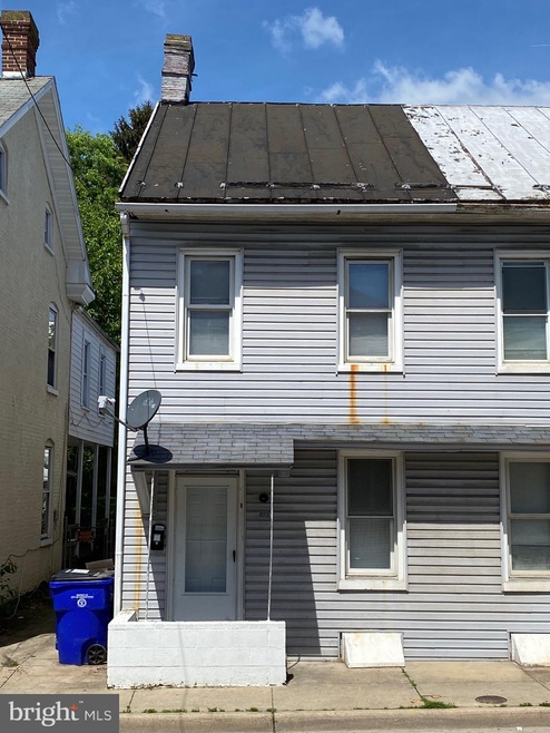 223 S Locust St, Hagerstown, MD 21740 - photo 1