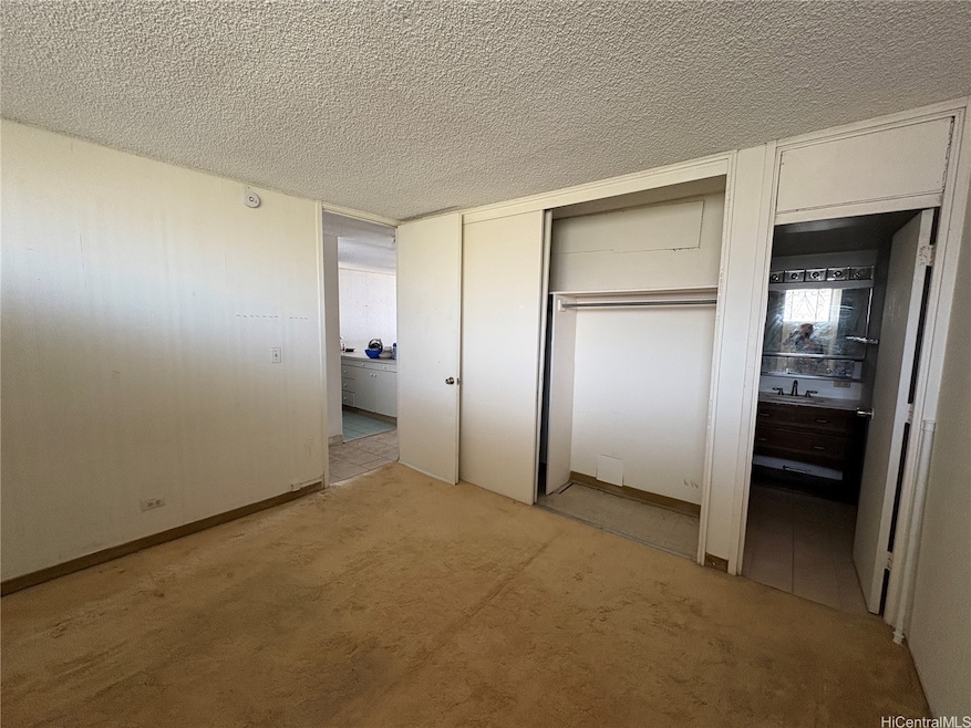 Kahala Towers unit A1502, Honolulu, HI 96816 - photo 1