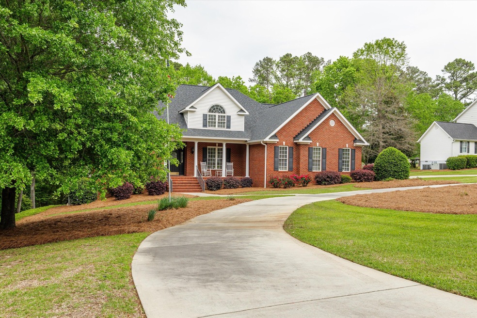 359 S Lake Dr, Thomson, GA 30824 - photo 1