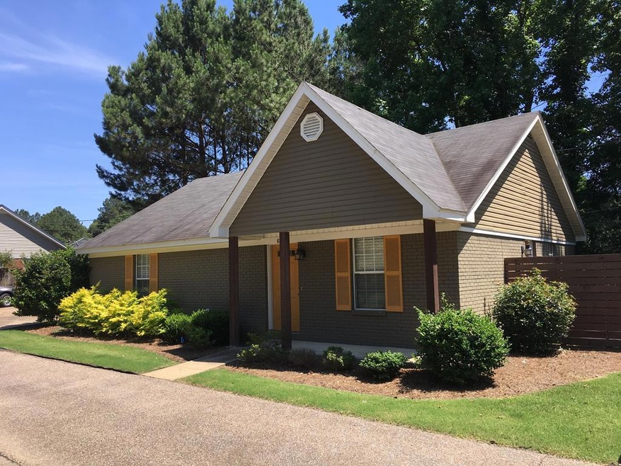 617 Huntington Place, Oxford, MS 38655 - photo 1