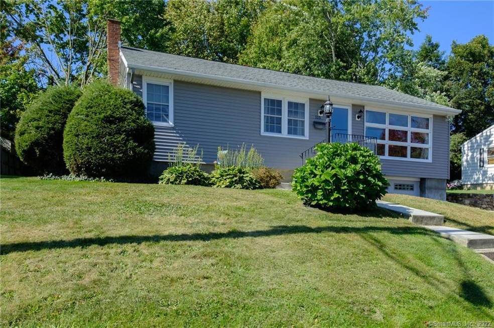 115 Dalton St, Oakville, CT 06779 - photo 1