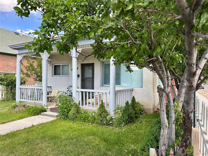 For Sale $739,900 • Co-Listing Agent