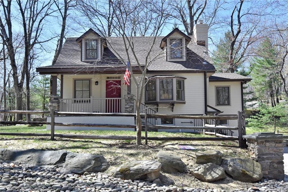 125 Mountain Rd, Irvington, NY 10533 - photo 1