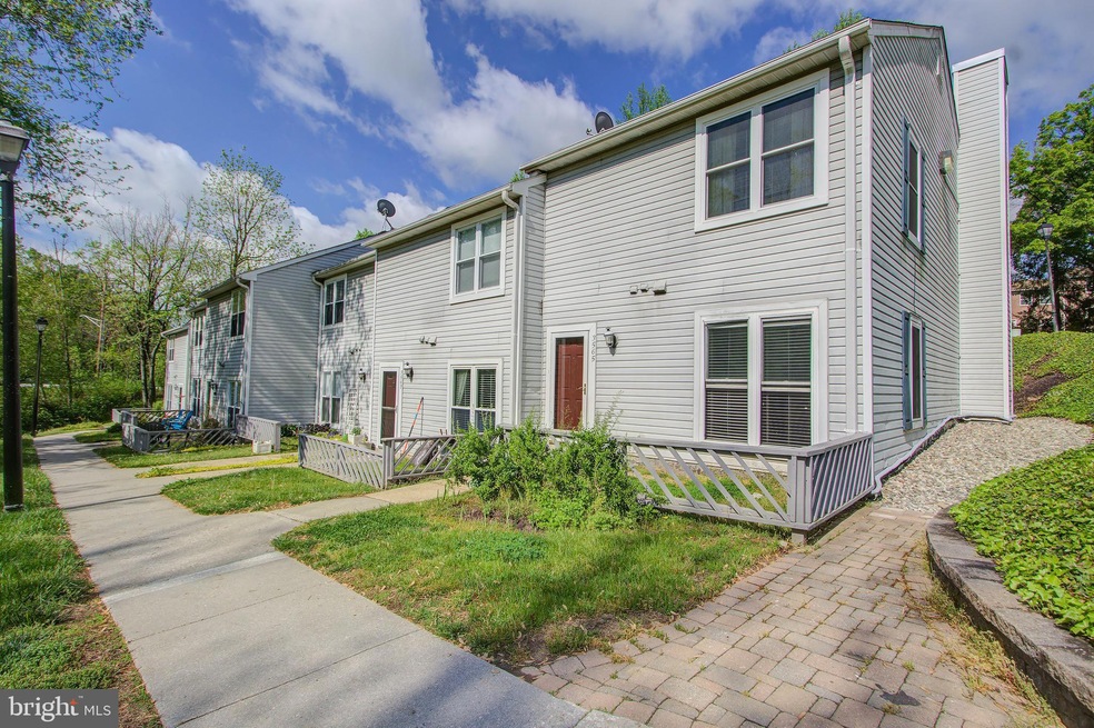 3565 Plumtree Dr unit 2, Ellicott City, MD 21042 - photo 1