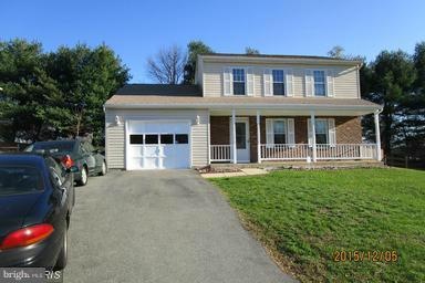 30 Blackburn Ct, Burtonsville, MD 20866 - photo 1