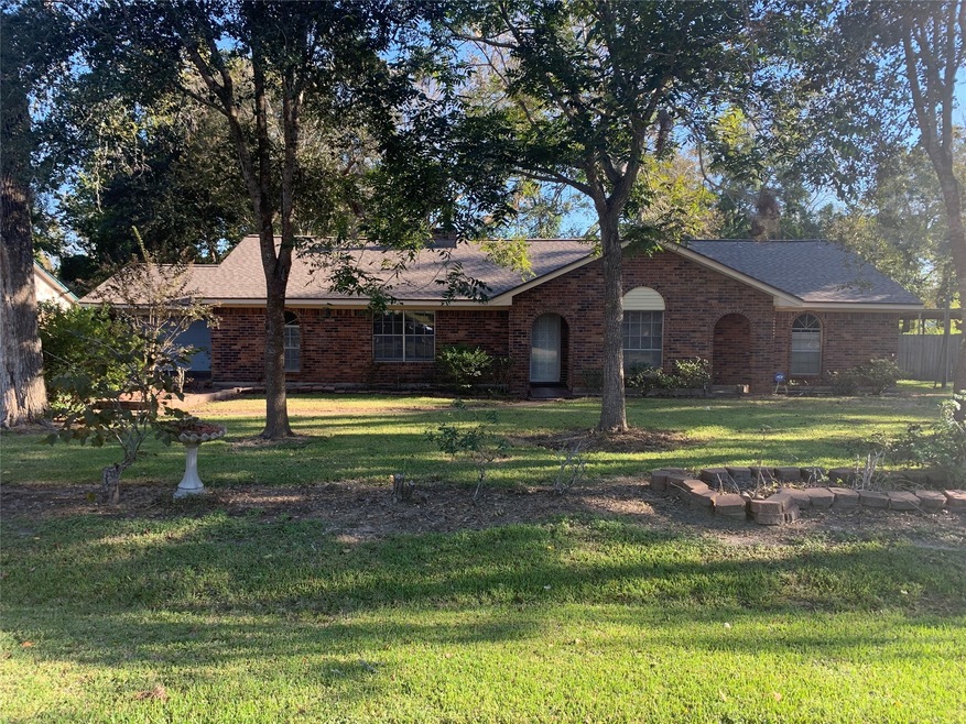 1176 County Road 136a, Alvin, TX 77511 - photo 1