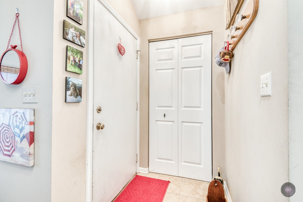 1935 Wisteria Ct unit 6, Naperville, IL 60565 - photo 1