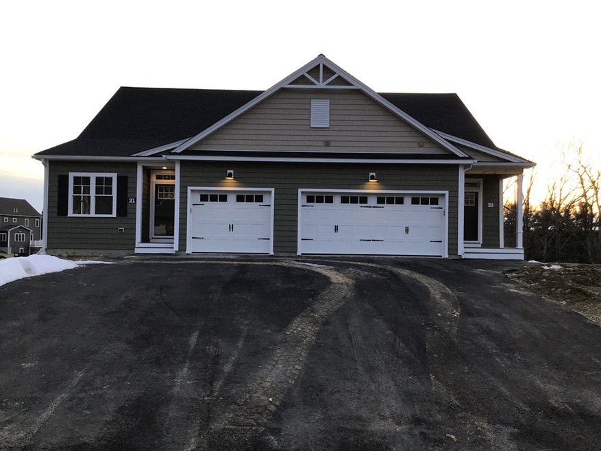 22 Soucy Dr unit 3, Rutland, MA 01543 - photo 1