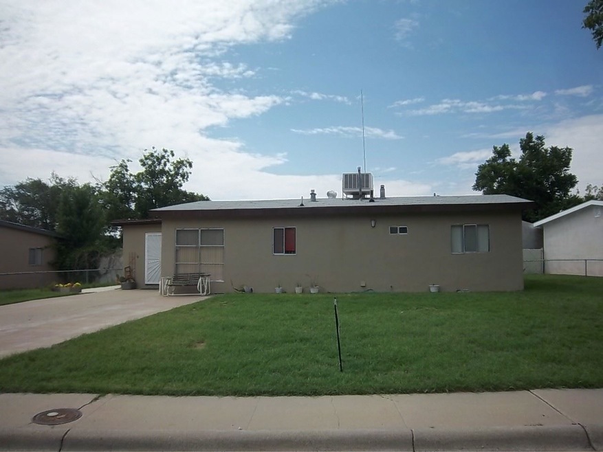 1415 Hendrix Ave, Alamogordo, NM 88310 - photo 1