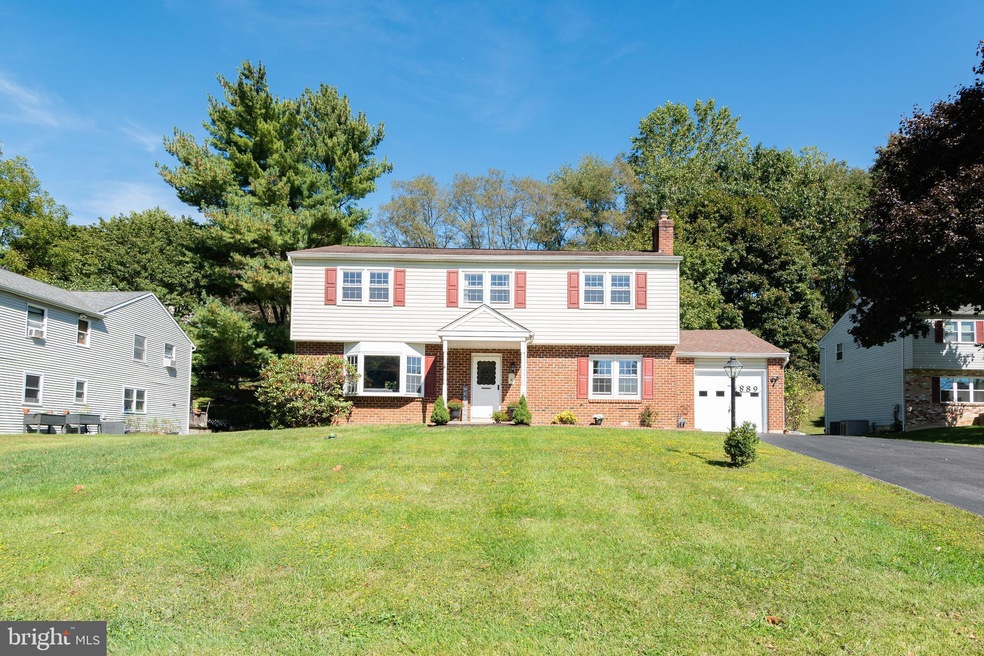 889 Bobolink Ln, West Chester, PA 19382 - photo 1