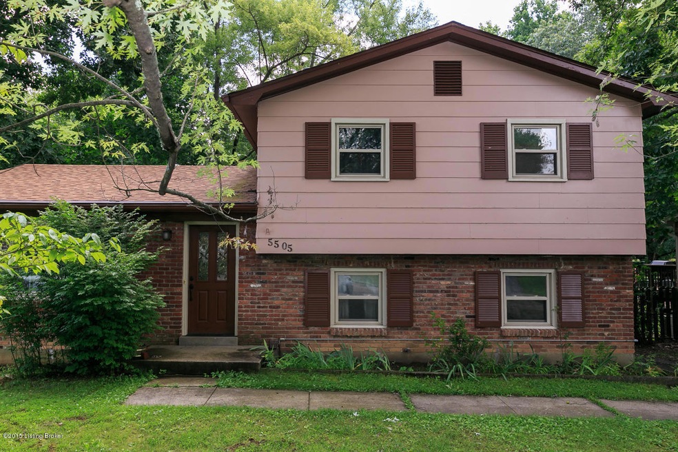 RealTourCast M Weisberg Mosswood (6 of