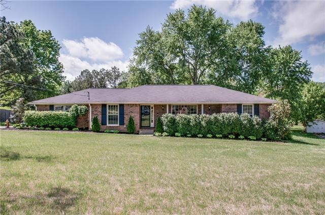 Welcome Home to 33 Ashwood Court in Green Valley!  This all brick home has 3 Bedrooms and on an Acre Lot!