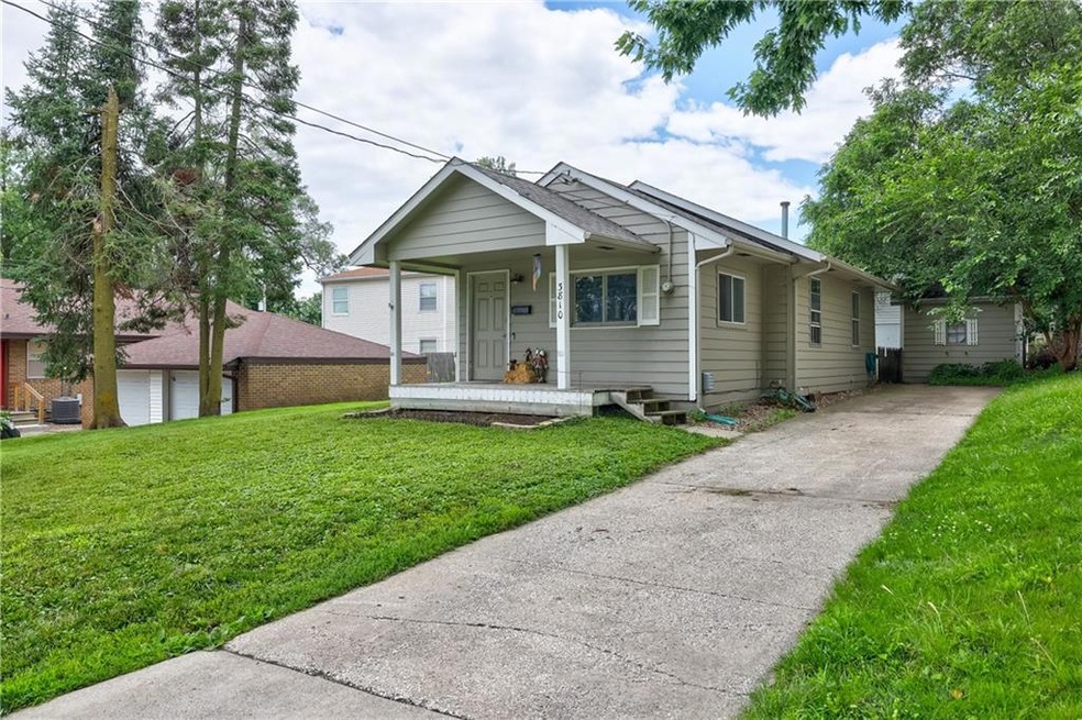3810 52nd St, Des Moines, IA 50310 - photo 1
