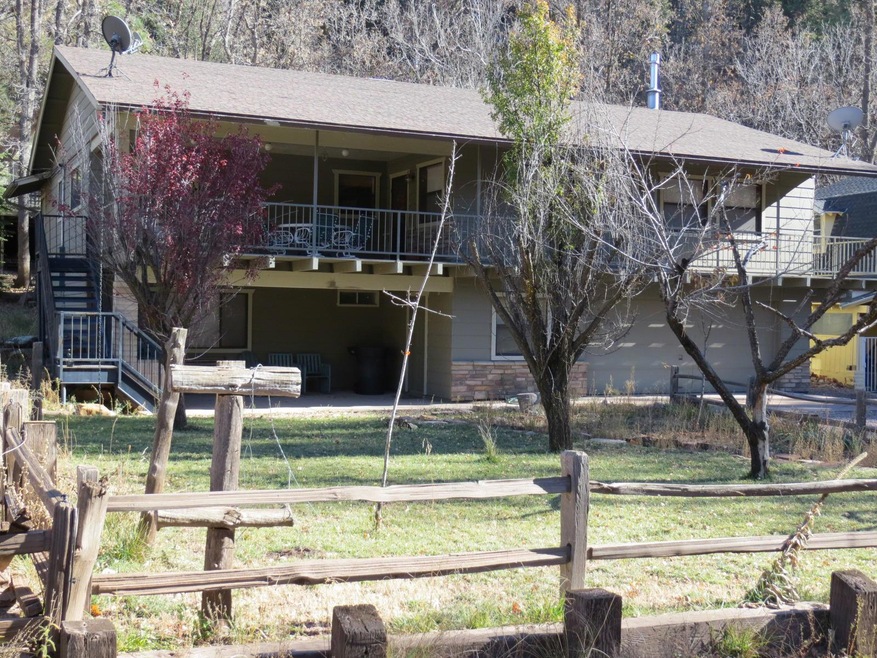 533 W Columbine Road, Christopher Creek