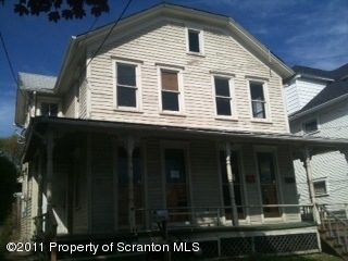 18 S Hanover St, Nanticoke, PA 18634 - photo 1