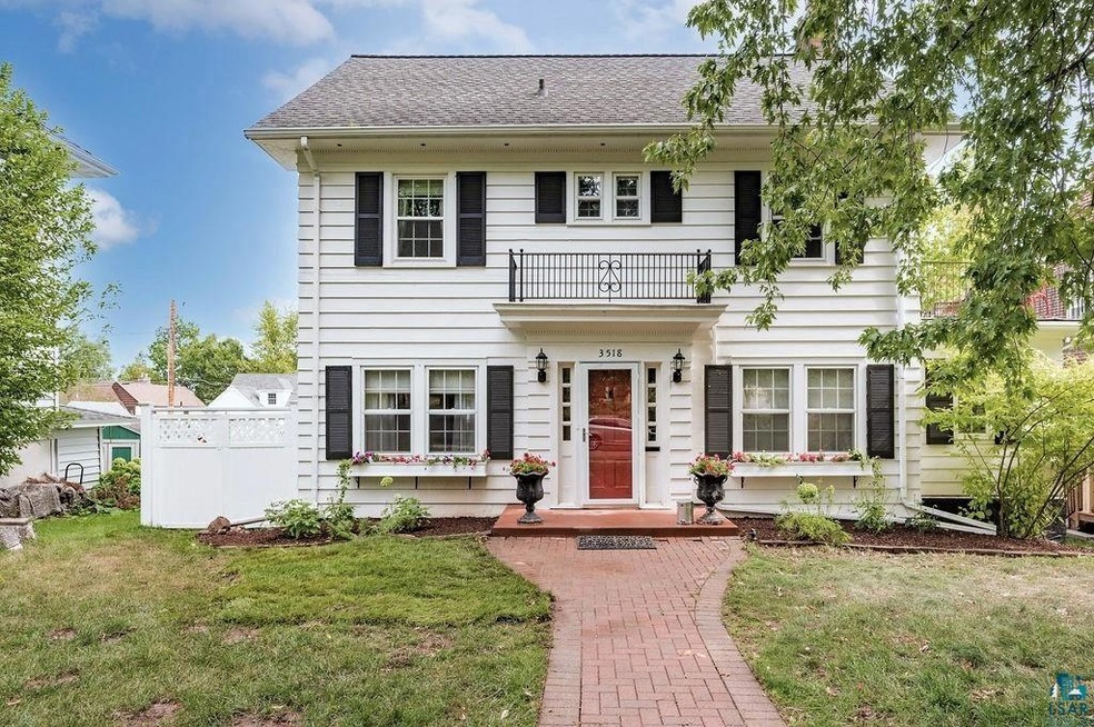 3518 E 3rd St, Duluth, MN 55804 - photo 1