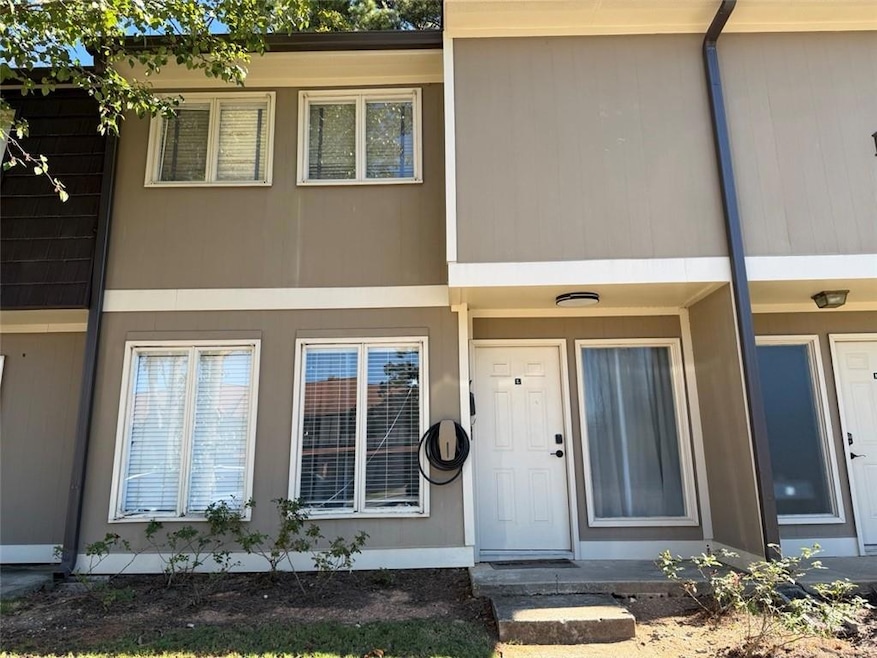 1804 Ashborough Way SE unit L, Marietta, GA 30067 - photo 1
