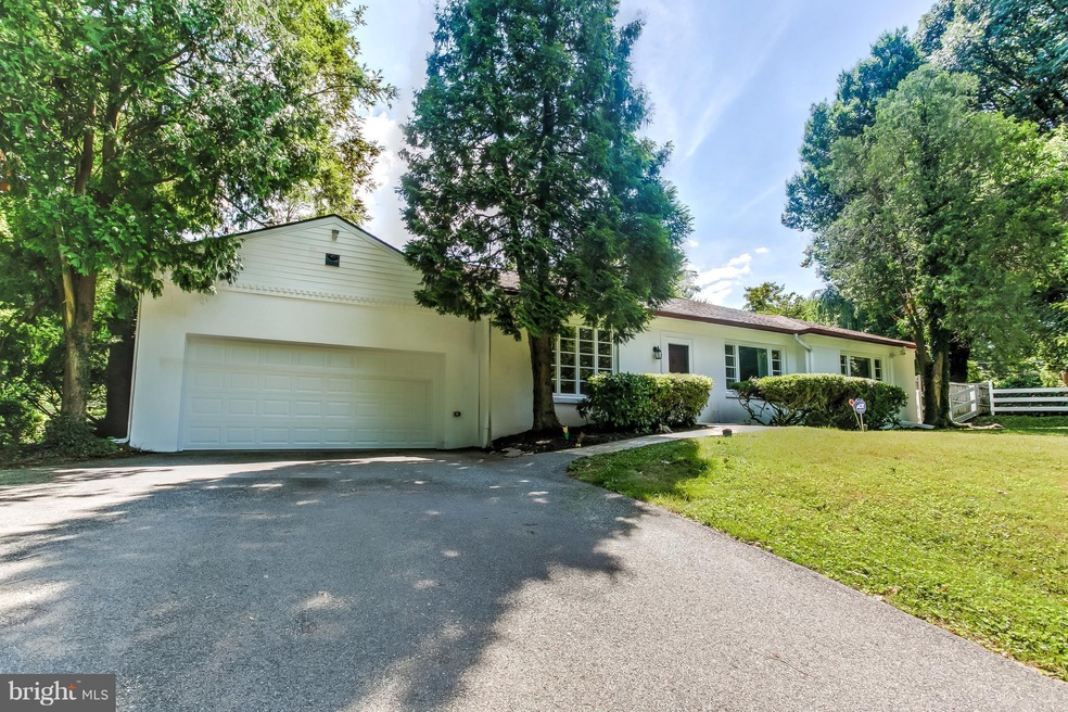 6810 N Charles St, Towson, MD 21204 - photo 1