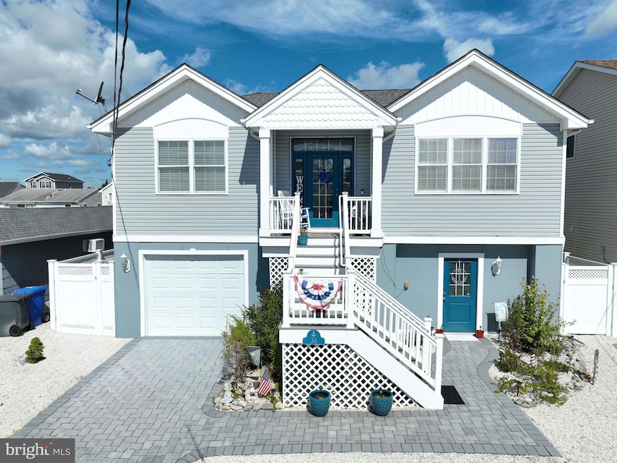 Under Contract $810,000