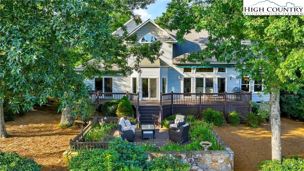 Under Contract $592,000