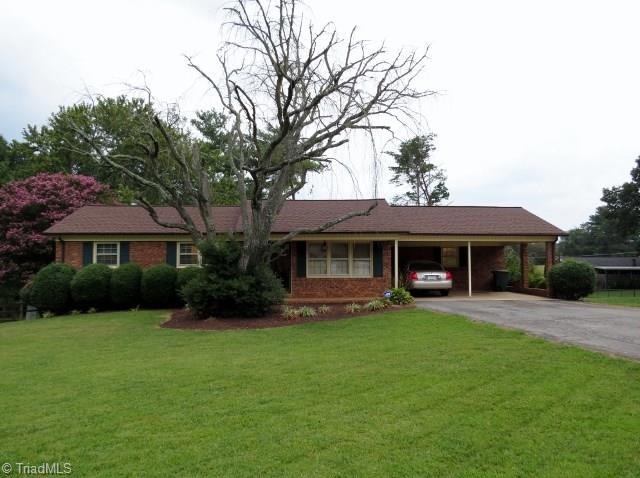 222 W Edison Dr, Statesville, NC 28625 - photo 1