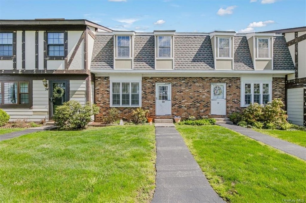 33 Sunny Brook Cir, Highland, NY 12528 - photo 1