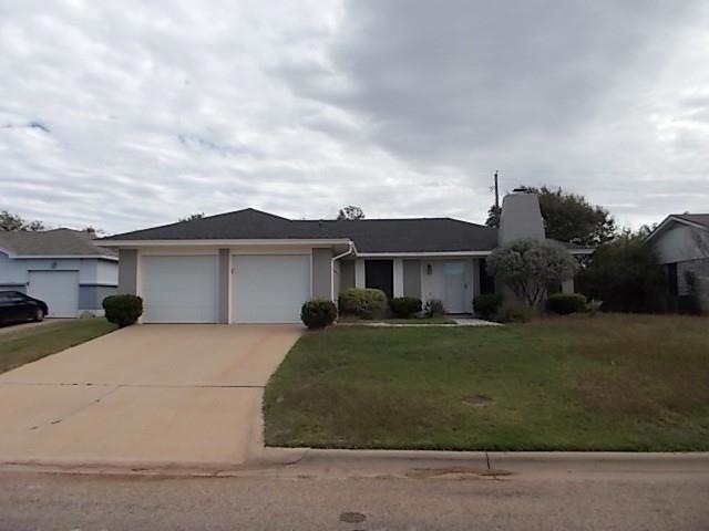 7951 Bonnie Cir, Abilene, TX 79606 - photo 1