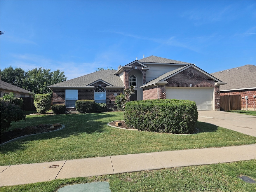 4405 Fox Meadows Ln, Mansfield, TX 76063 - photo 1