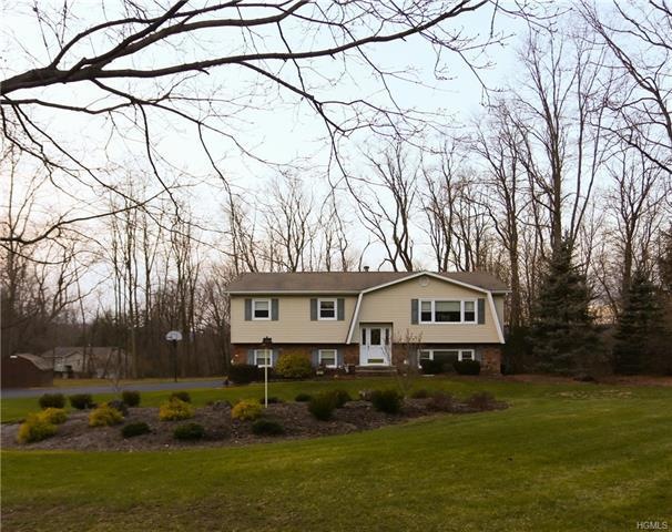 21 Hampton Rd, Airmont, NY 10901 - photo 1