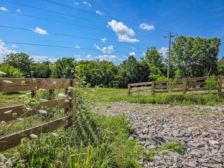 1 Double Branch Rd, Columbia, TN 38401 - photo 1