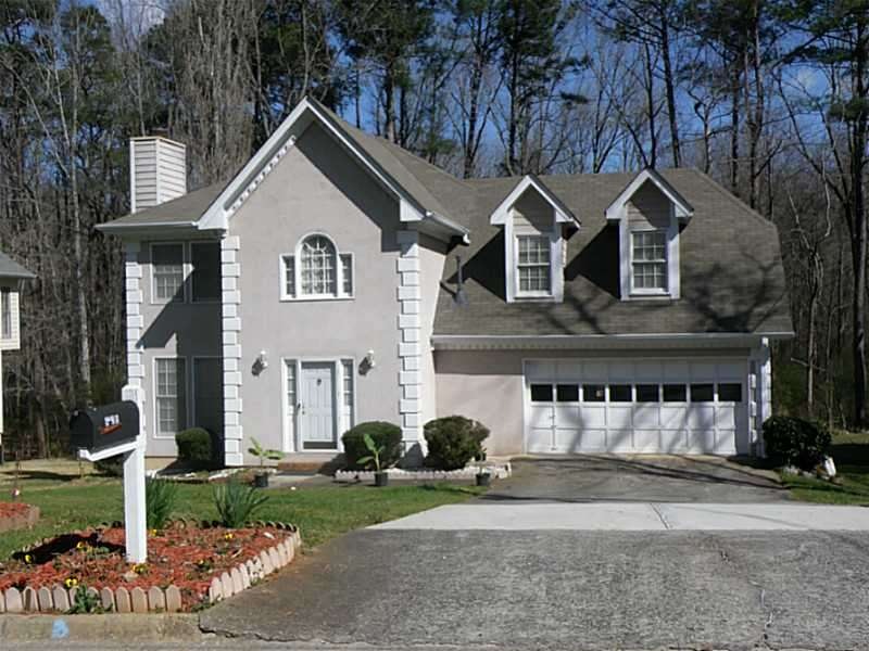 Exterior Front. Nice 4BR Close-In Gwinnett Traditi