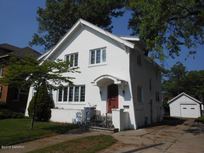 1659 Peck St. Muskegon 49441 030