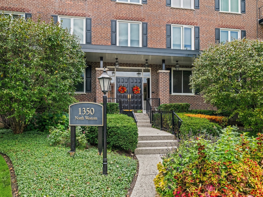 unlisted-address, Lake Forest, IL 60045 - photo 1