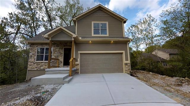 8920 Noland Rd, Lenexa, KS 66215 - photo 1