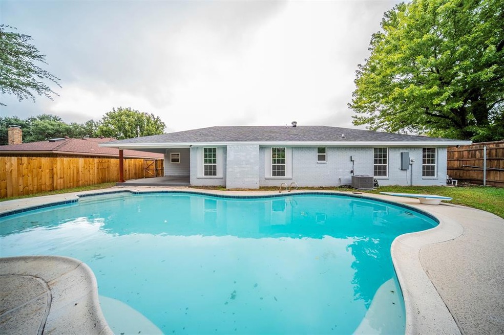 4104 Alava Dr, Fort Worth, TX 76133 - photo 1