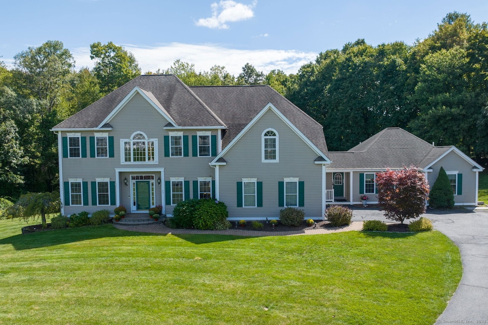 56 Stedman Cir, South Windsor, CT 06074 - photo 1