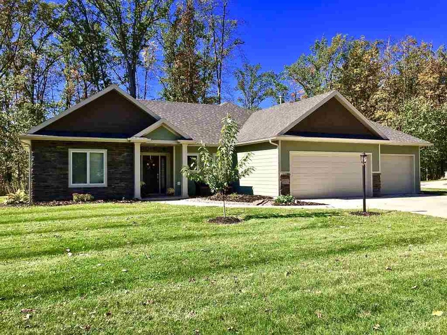 6731 Forest Creek Ct, Fort Wayne, IN 46835 - photo 1