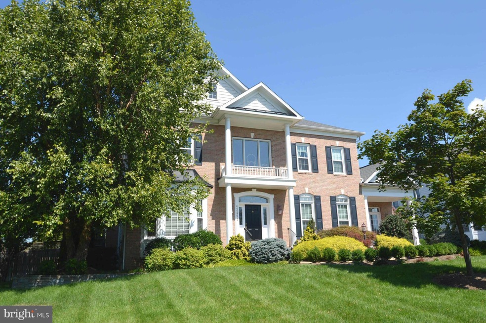 43494 Savoy Woods Ct, Chantilly, VA 20152 - photo 1